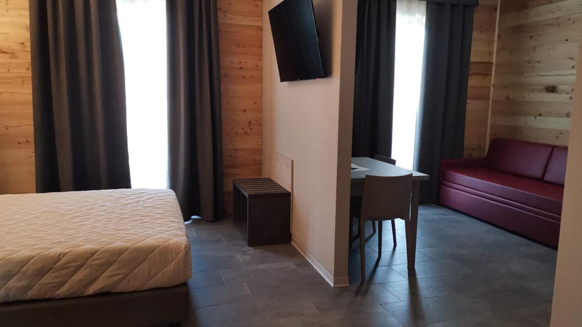 Albergo Rusen Borno Luaran gambar